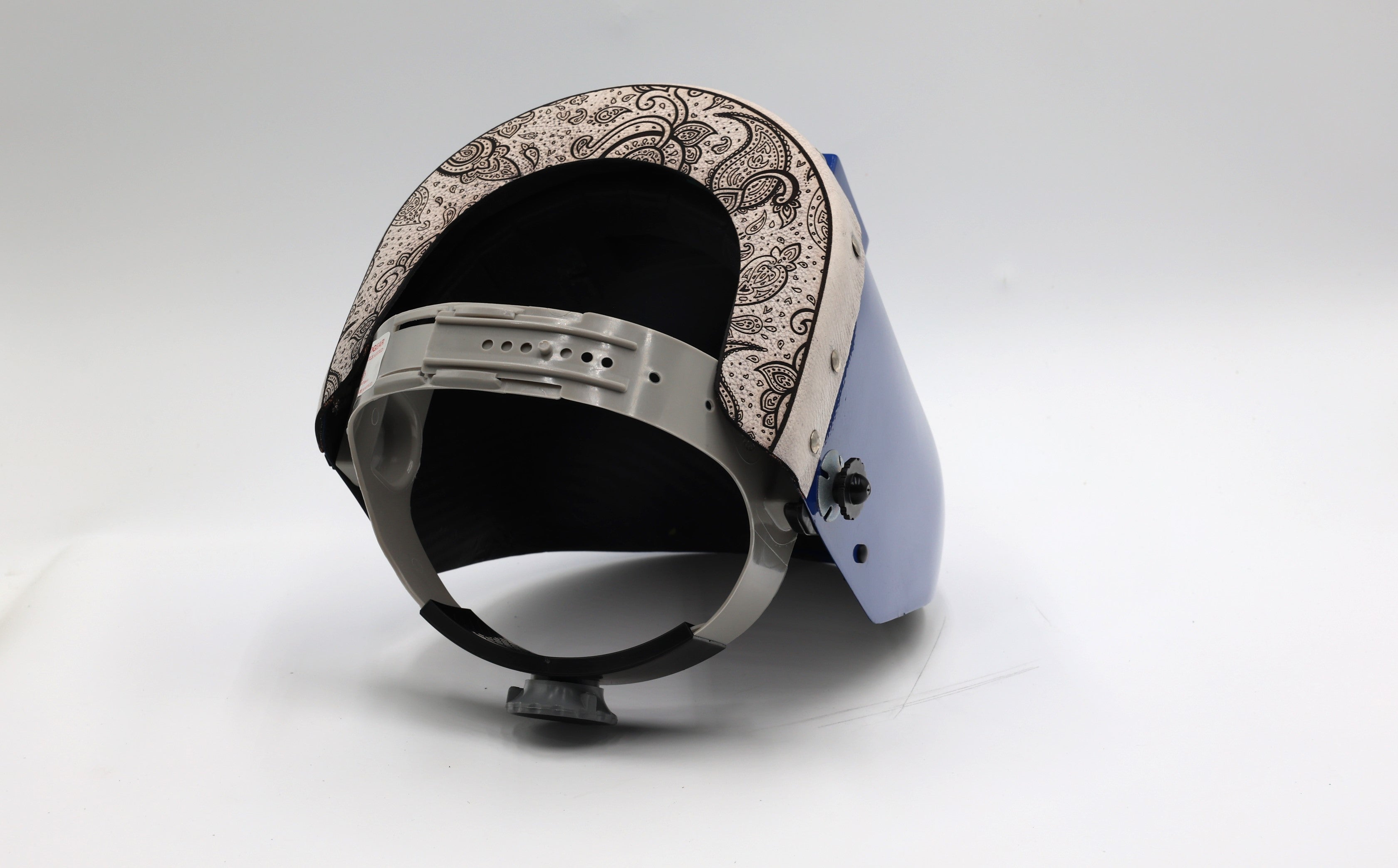 ***IN STOCK 35*** Outlaw Leather - CARBON FIBER - WHITE BANDANA